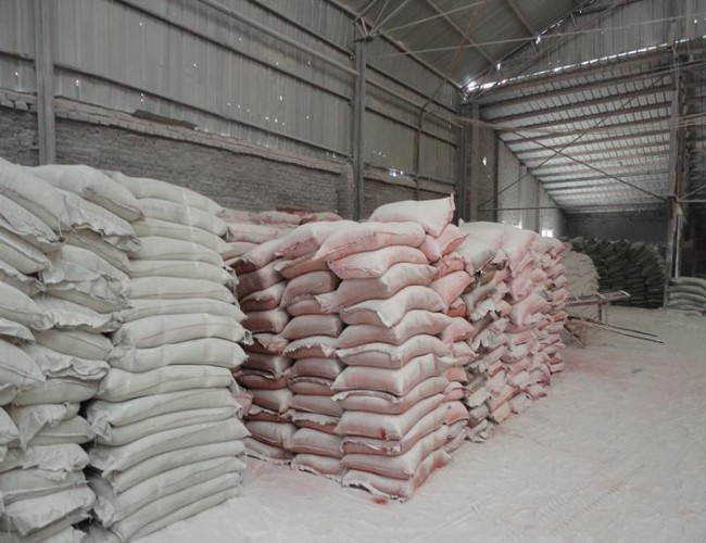 膨潤(rùn)土 膨潤(rùn)土